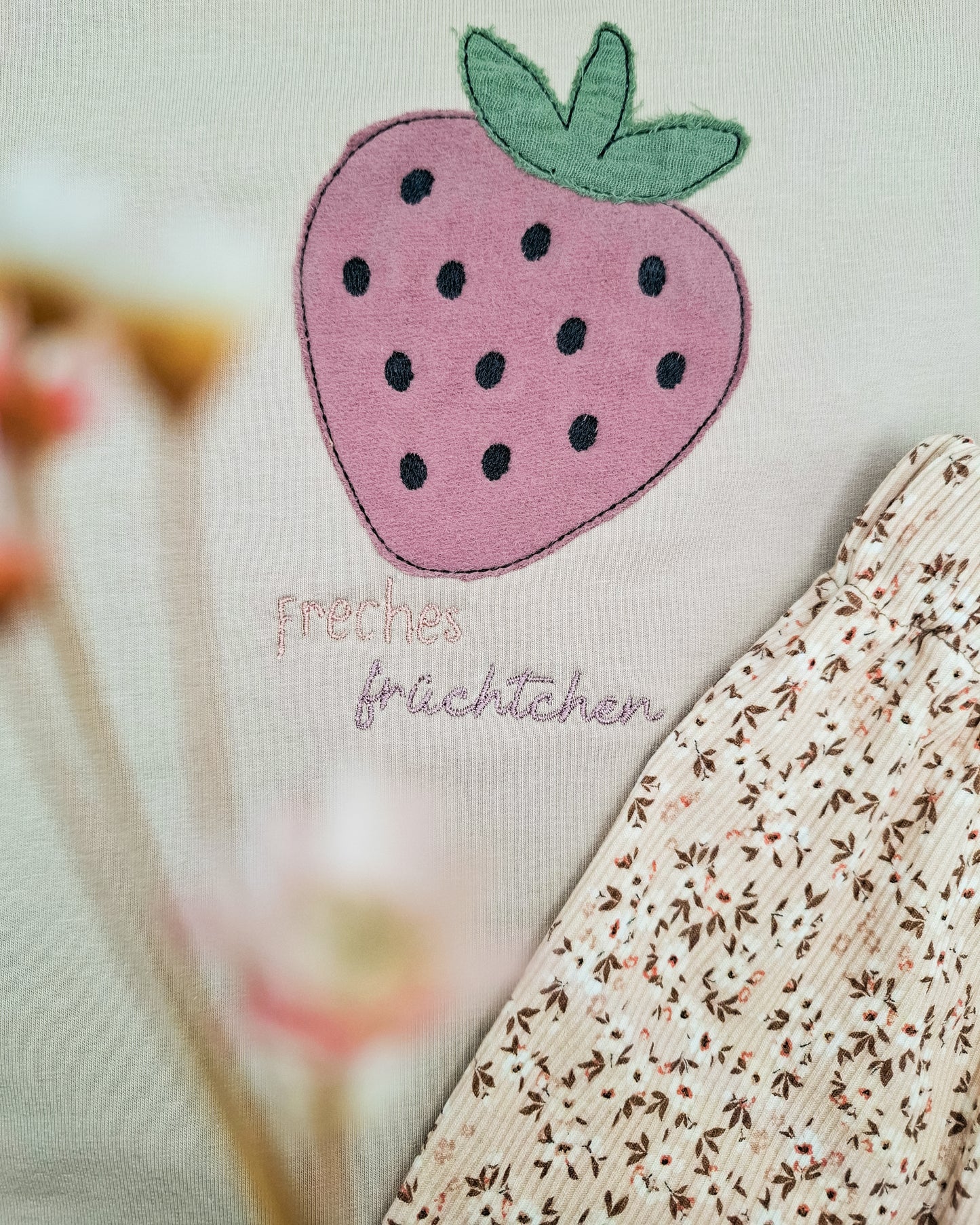 Stickdatei Erdbeere