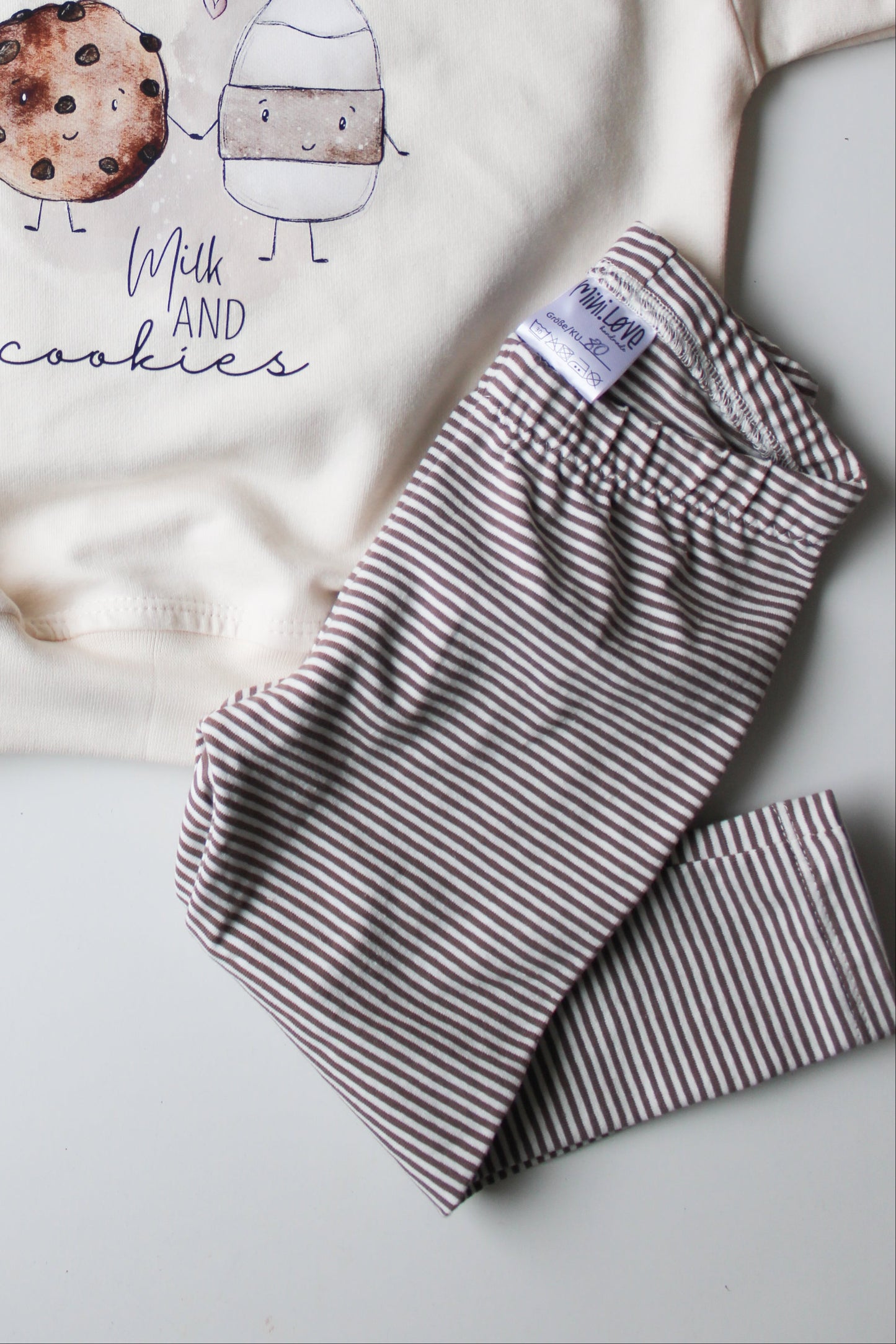 Braun gestreifte Leggings
