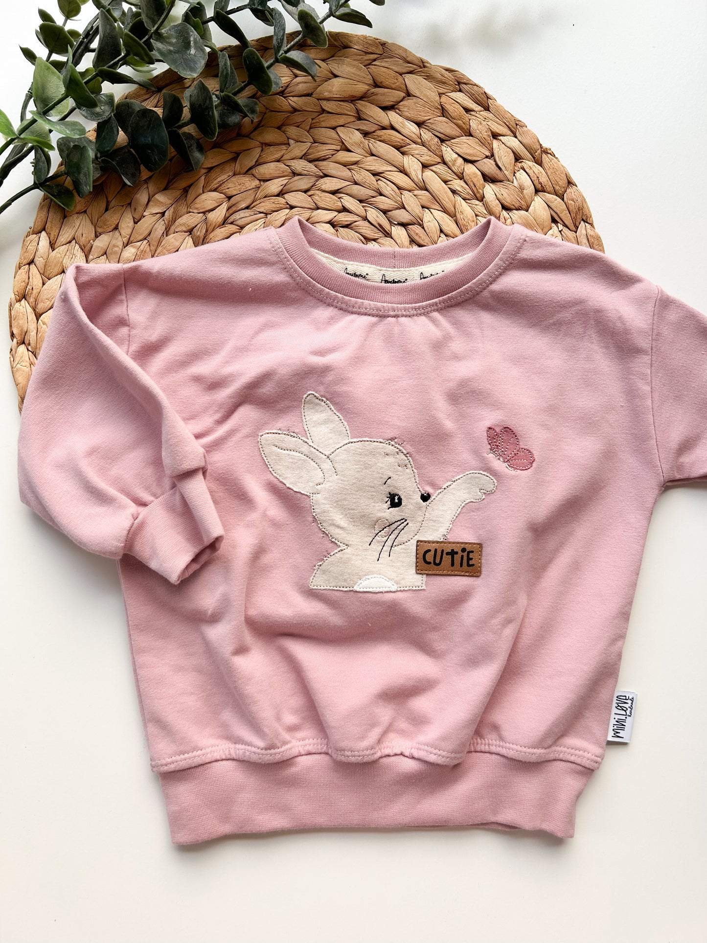 Oversize Sweater Hase Cute