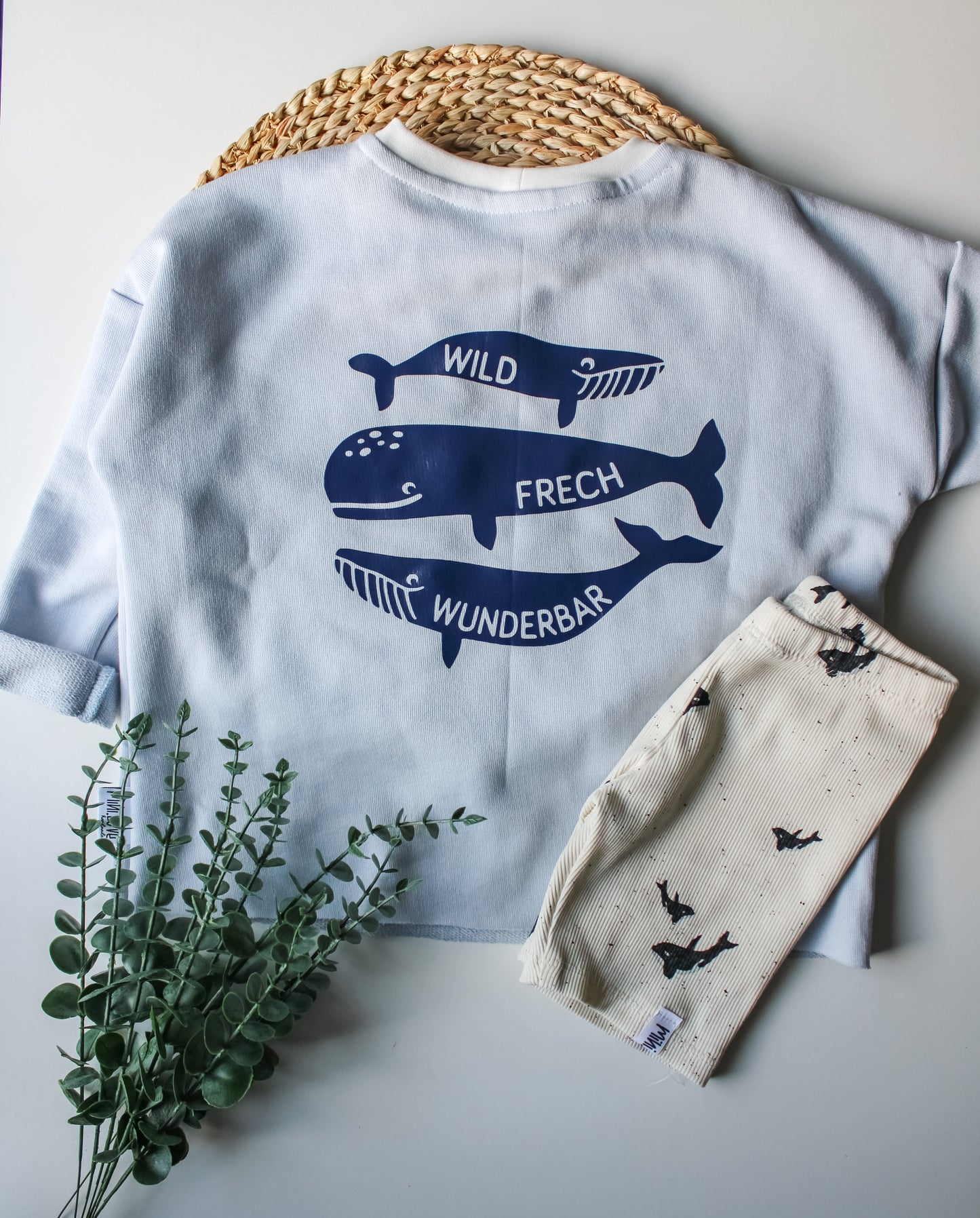 Frech, Wild, Wunderbar Oversized T-Shirt/Sweater