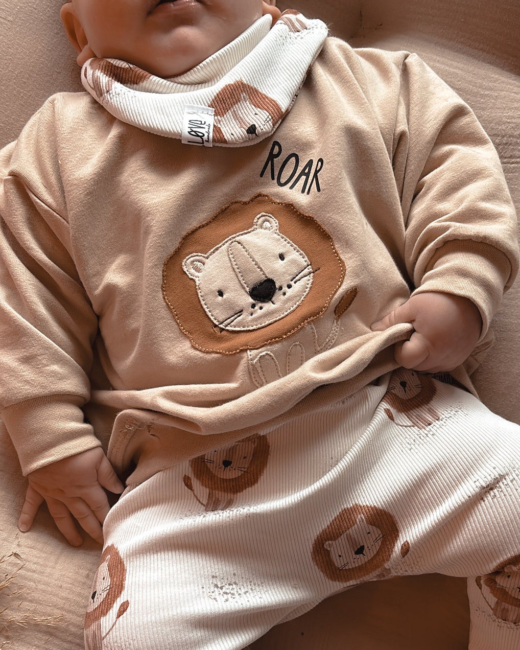 Löwe Henry Sweater/T-Shirt